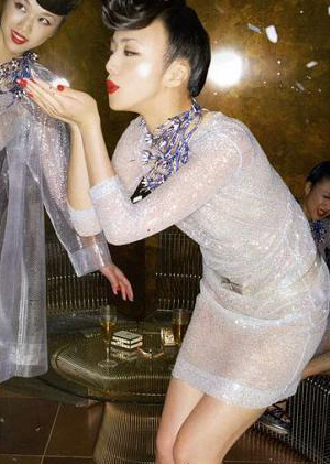 雪莉等娱乐圈10大女星夜店豪放照曝光(6)