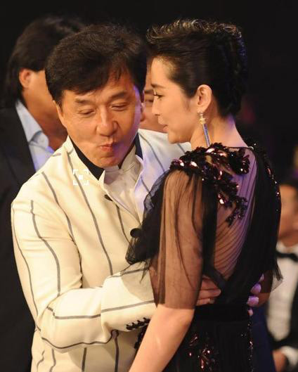 不靠成龙吴绮莉也能给小龙女买千万豪宅！(6)