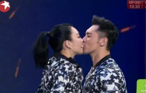 他是选秀冠军,身材Man爆唱跳俱佳却不红,如今要娶大12岁的三婚女(16)