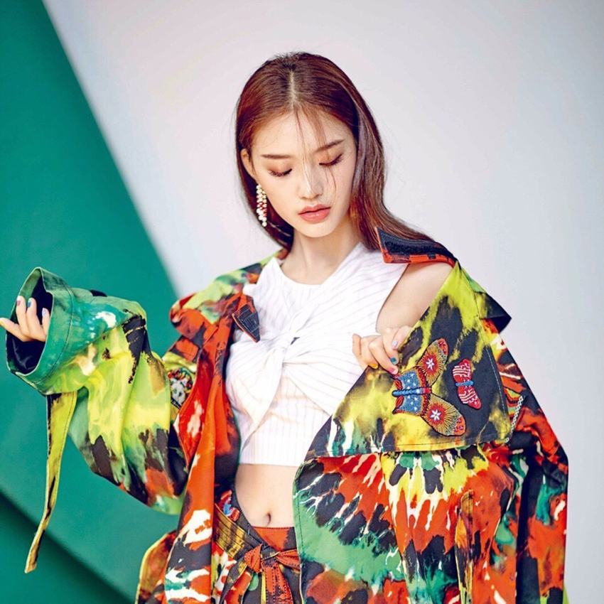 林允时尚杂志期刊图片封面写真(4)