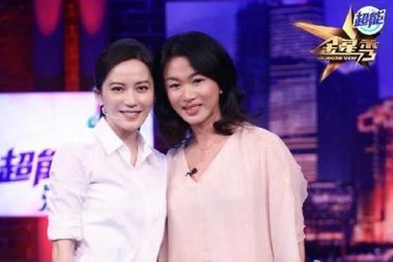 40+的童颜女神,内地有俞飞鸿,不服来辩