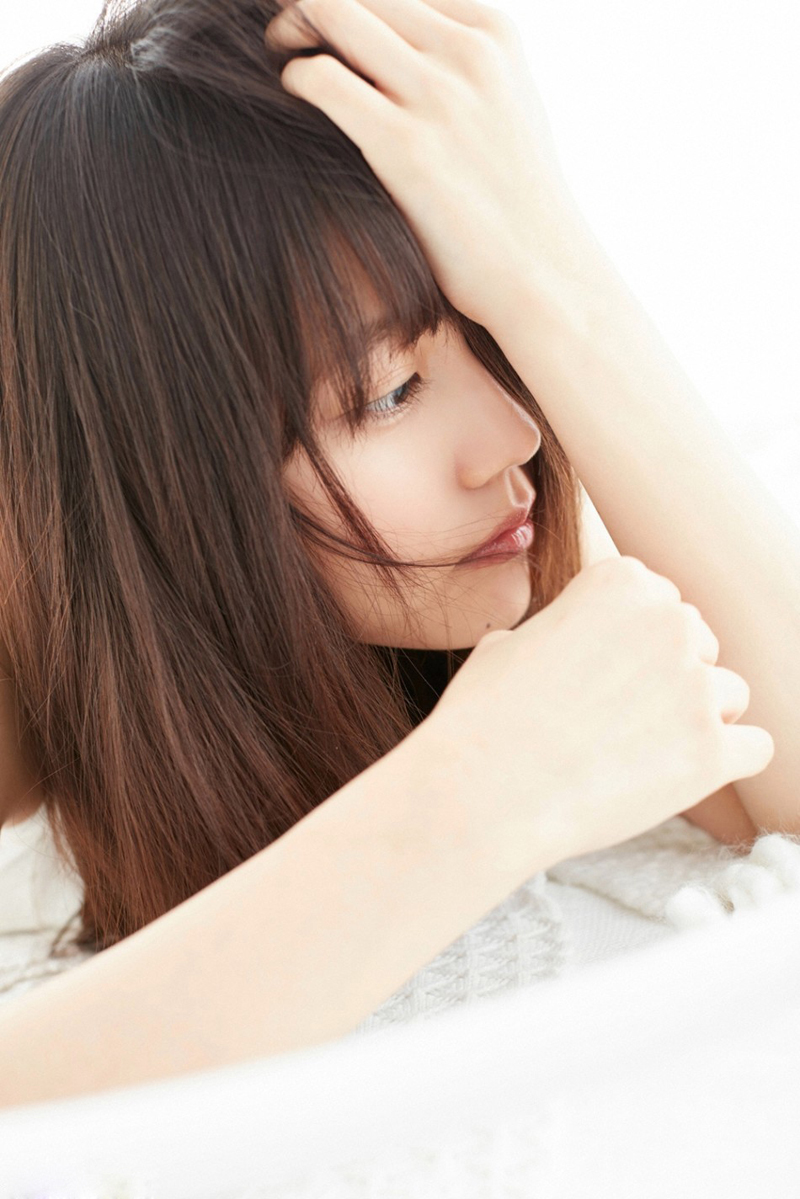 “日版奶茶妹”有村架纯闺房写真清纯可人(2)