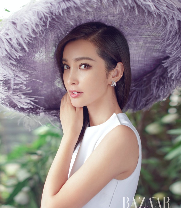 李冰冰杂志大片笑意嫣然温婉娴静(3)