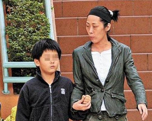 比窦蛾还冤!陈伟霆领衔替人背黑锅的10大明星(5)