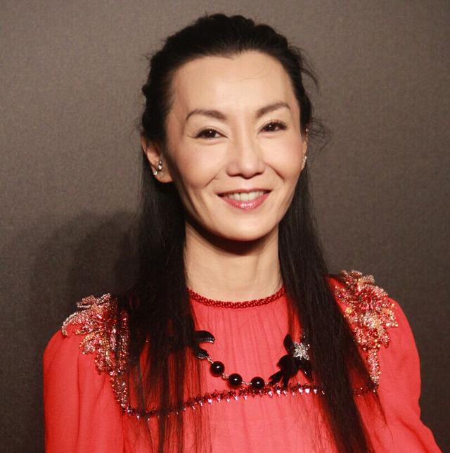 美貌影后女神张曼玉52岁跨界玩音乐发单曲激情让人佩服(8)