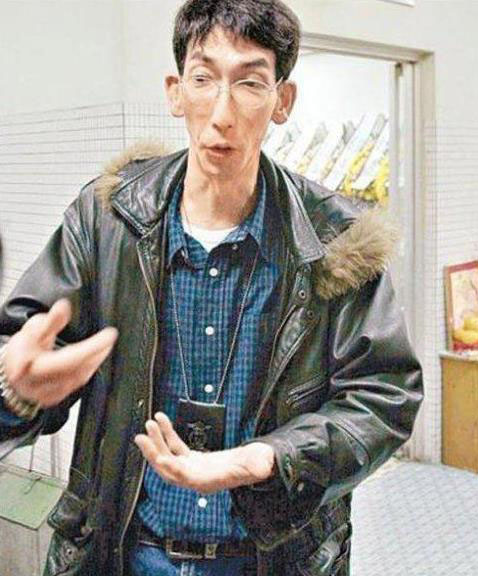 1天死5次,片场猝死,无钱葬母,扒扒香港TVB10大配角之悲惨遭遇(8)