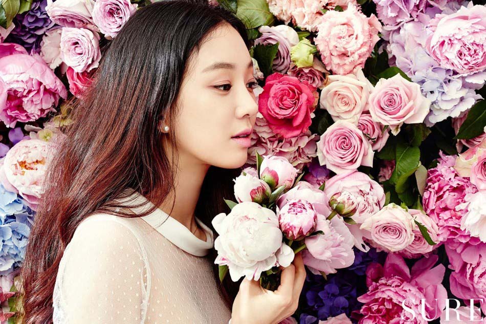 郑丽媛花样少女尽显甜美写真(3)