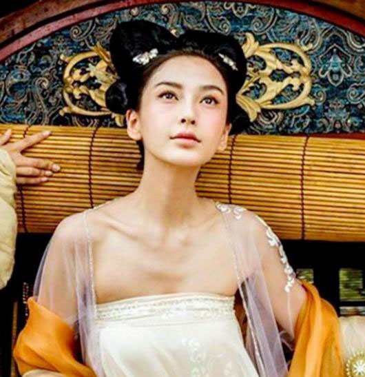 《微微一笑很倾城》：看多面Angelababy 如何怡笑倾城(5)