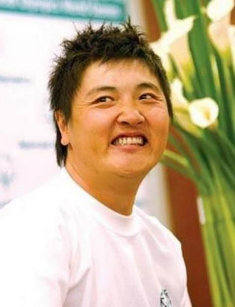 出轨跟颜值有毛线关系!扒扒长得丑还出轨的10大明星(8)