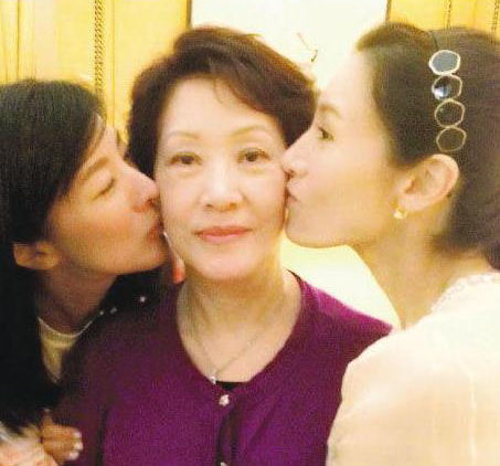 做小三，嫁大款，李嘉欣姐妹俩的命运惊人相似(2)