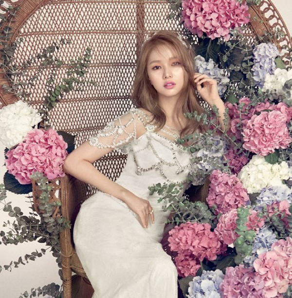 FIESTAR成员金珍熙婚纱写真(3)