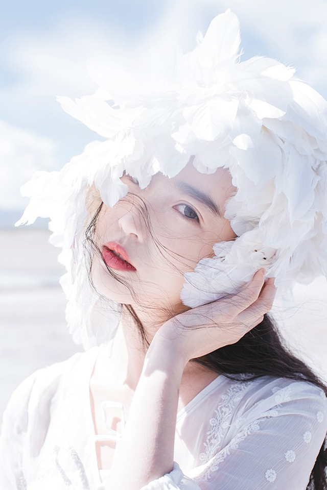 美女女神张辛苑白鸟唯美知性写真