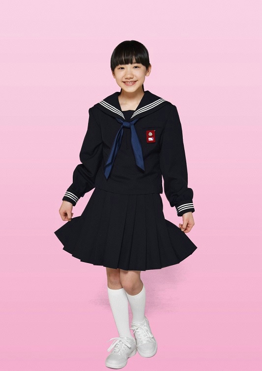 日本童星芦田爱菜最新宣传照(4)