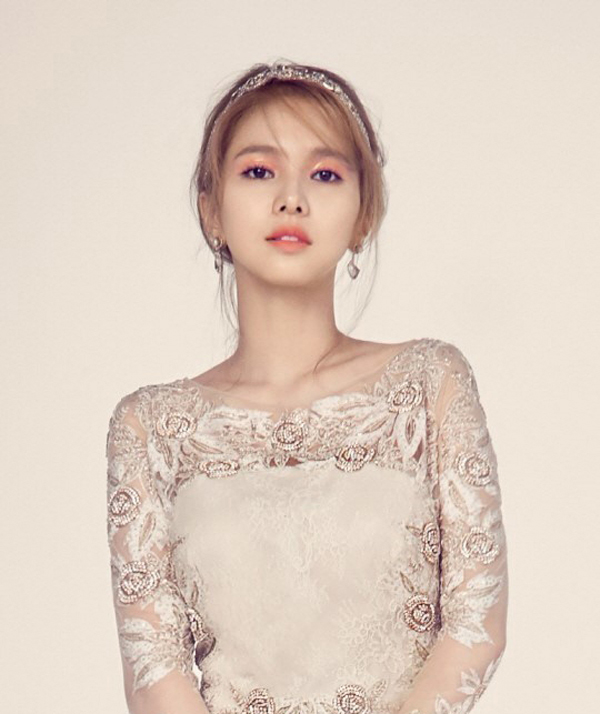 FIESTAR成员金珍熙婚纱写真(2)