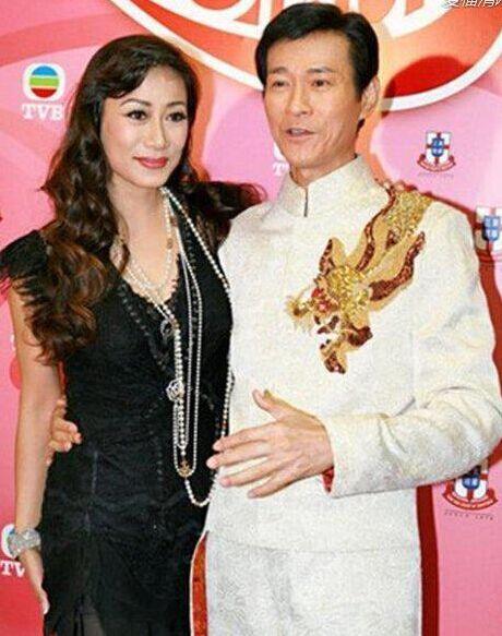 林青霞丈夫邢李源人丑艳福不浅，前妻也是大美女！(10)