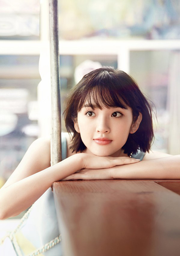 唐艺昕鬼马写真惹人爱甜美可爱(2)