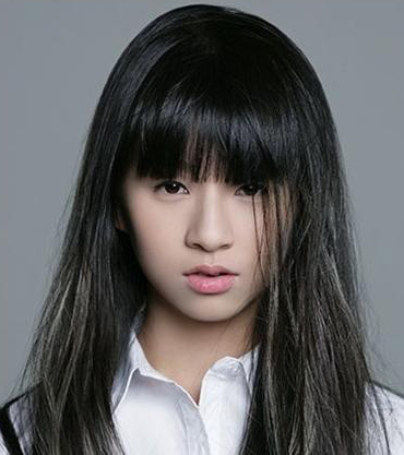 关晓彤领衔95后女星都鲜嫩时尚,为何最小谋女郎林妙可17岁像大妈(2)