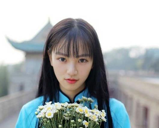 武汉大学四大校花PK谁是你的菜(7)