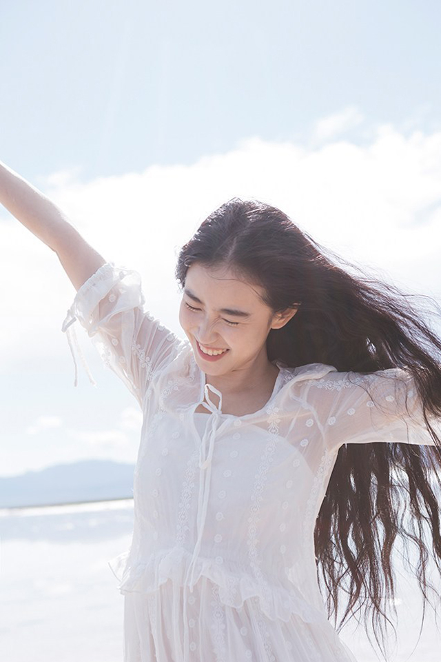 美女女神张辛苑白鸟唯美知性写真(3)
