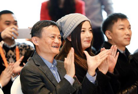 赵薇导演新电影宣传照中明明有水原希子，为何现在却说她没参加？(2)