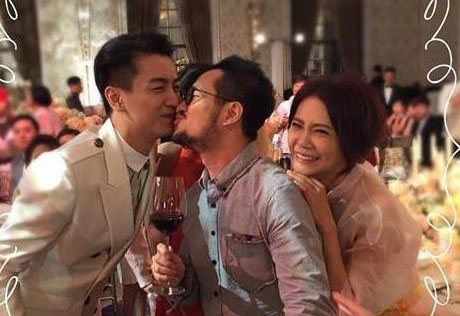 一言不合就接吻，陈晓陈妍希两场婚礼就是一部吻戏表演连续剧！(9)