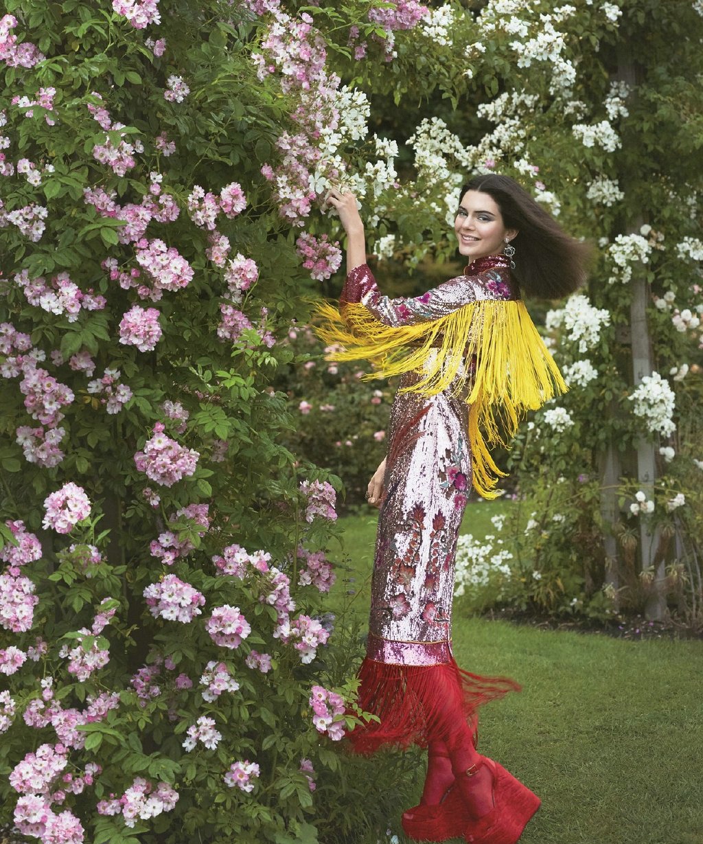 Kendall Jenner登上分量最重的美国版Vogue九月刊封面(2)