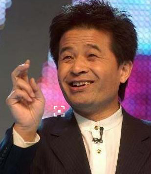 曾比朱军还红的毕福剑巅峰淡出央视，到哪都被拍到落寞(4)