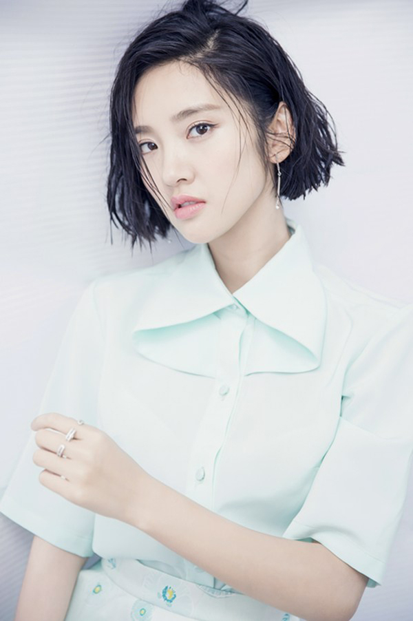 唐艺昕甜美夏日写真曝光(5)