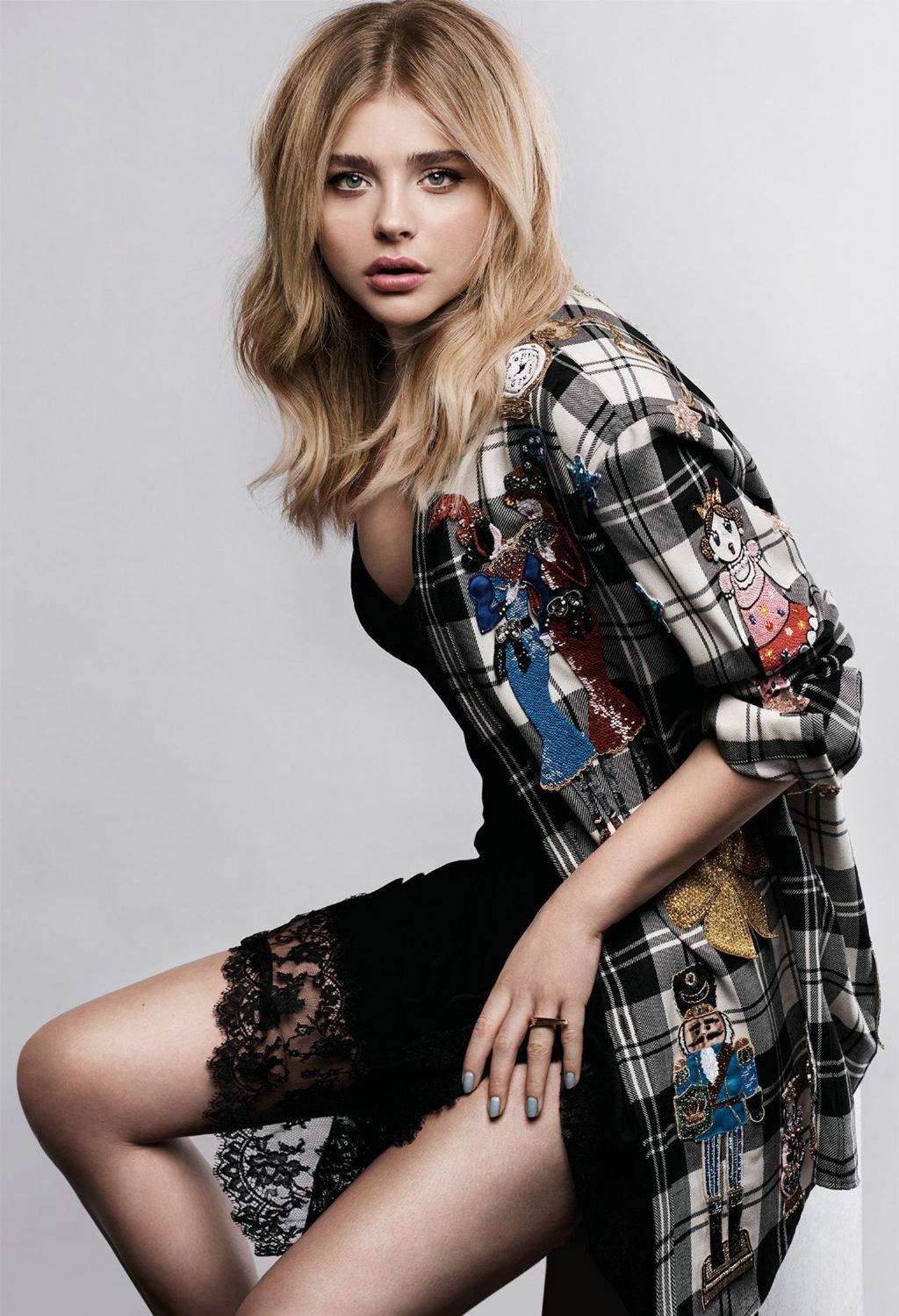 Chloë  Moretz登上《Glamour》杂志封面(7)