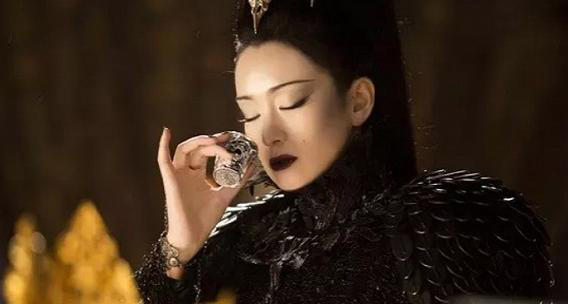 范冰冰再演妲己输给巩俐白骨精，也败给十年前自己(7)