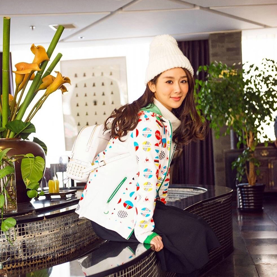 杨紫精美时尚绚丽气质写真曝光(4)
