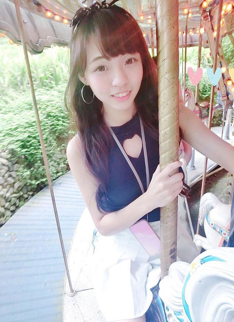 林襄时尚娇嫩少女风清新私拍(2)
