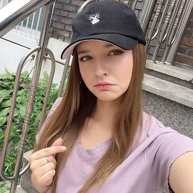 安吉丽娜·丹妮洛娃俄罗多姿的可爱美女(4)