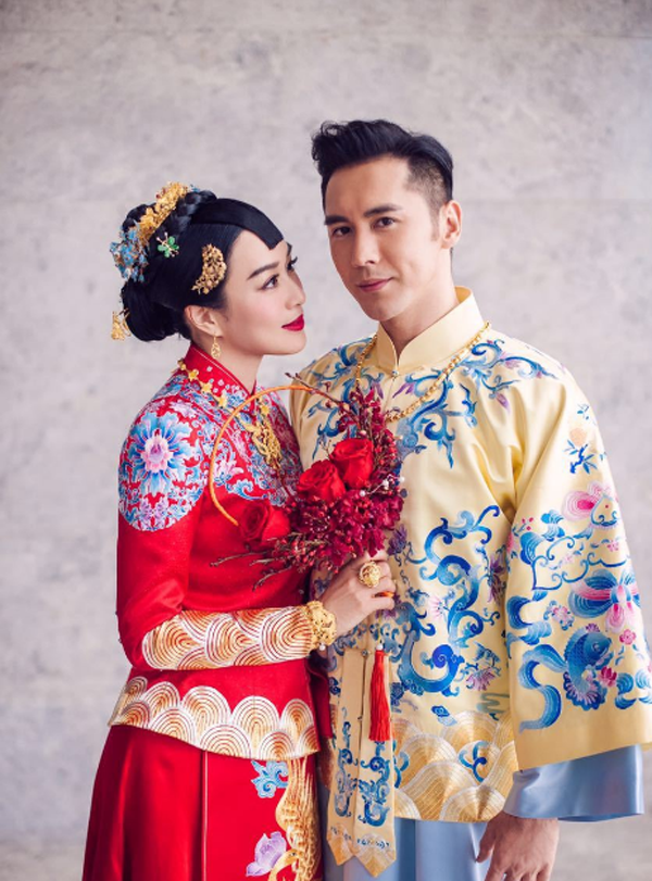 钟丽缇张伦硕中式礼服曝光