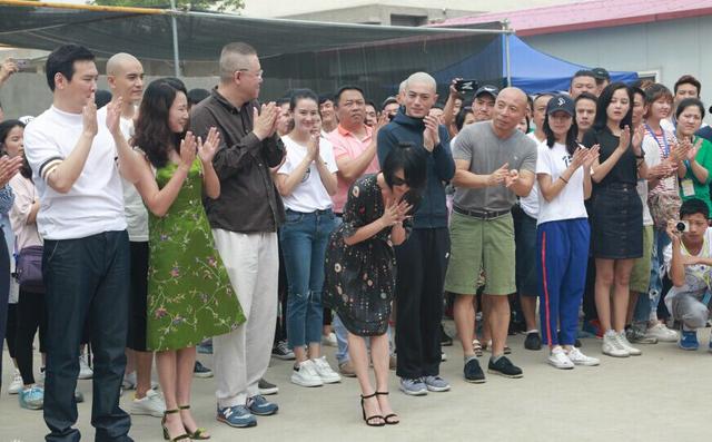 如懿传炒作那么久才开机？为何开机仪式都要祭神，祭拜哪位大神？(8)