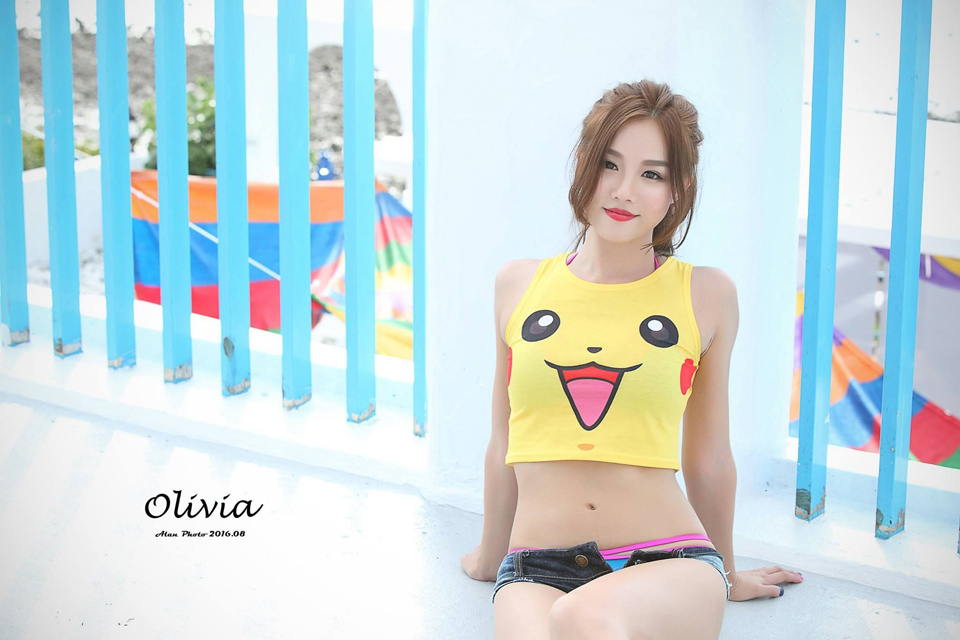 小薇Olivia马甲线美人写真