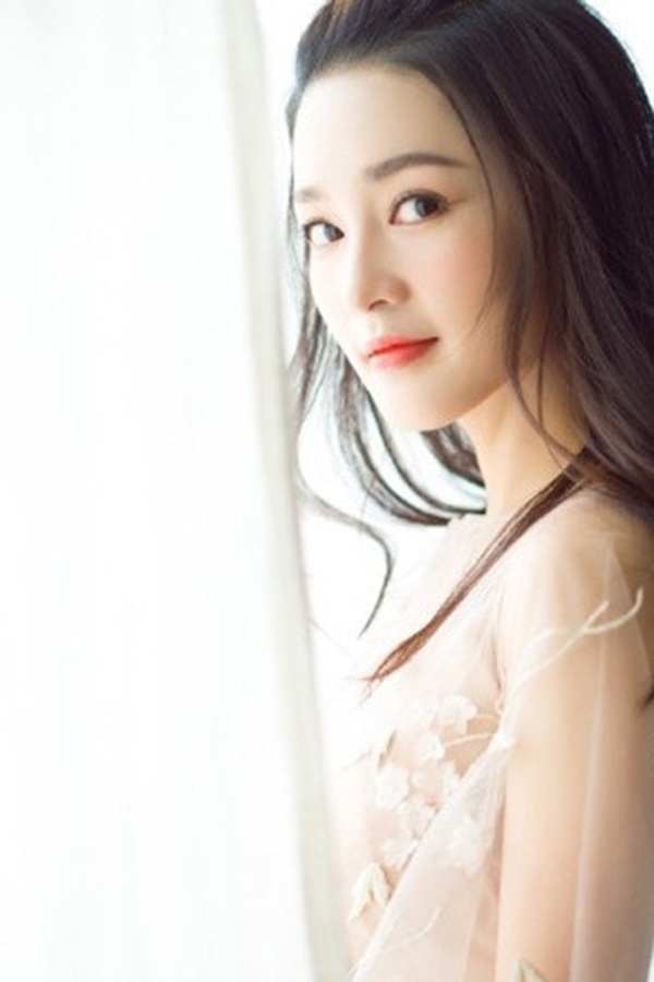 李沁小仙女轻佻魅力写真大片(3)