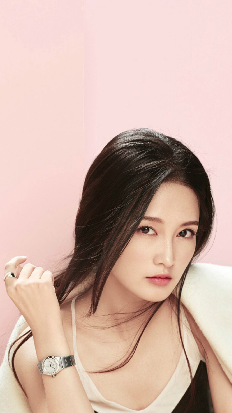 李沁小甜美中不失女人味精美写真(4)
