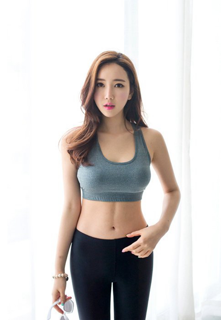 李妍静健身着装秀性感美臀(5)
